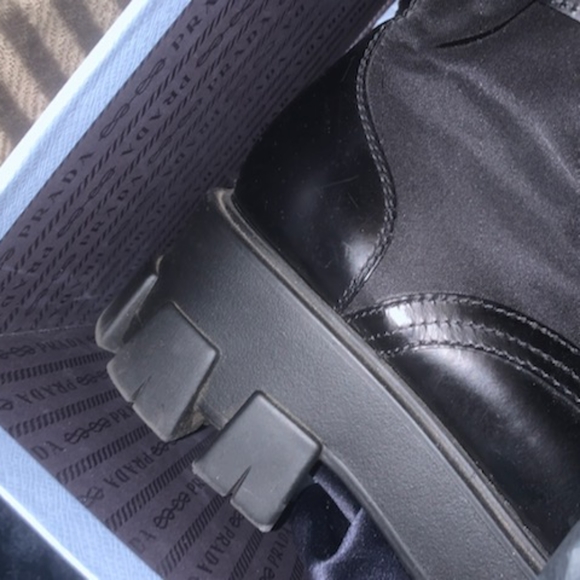 Authentic Prada boots - Picture 4 of 6